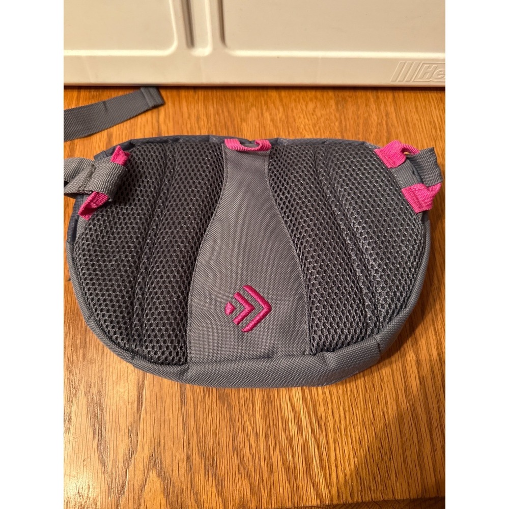 Outdoor Products Gray Pink Crossbody Fanny‎ Pack Waist Bag Travel - Picture 2 of 7